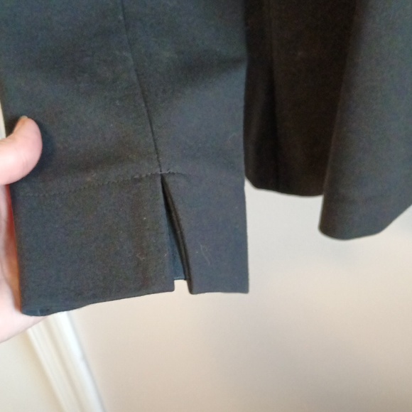Ann Taylor cropped blazer - Picture 8 of 9